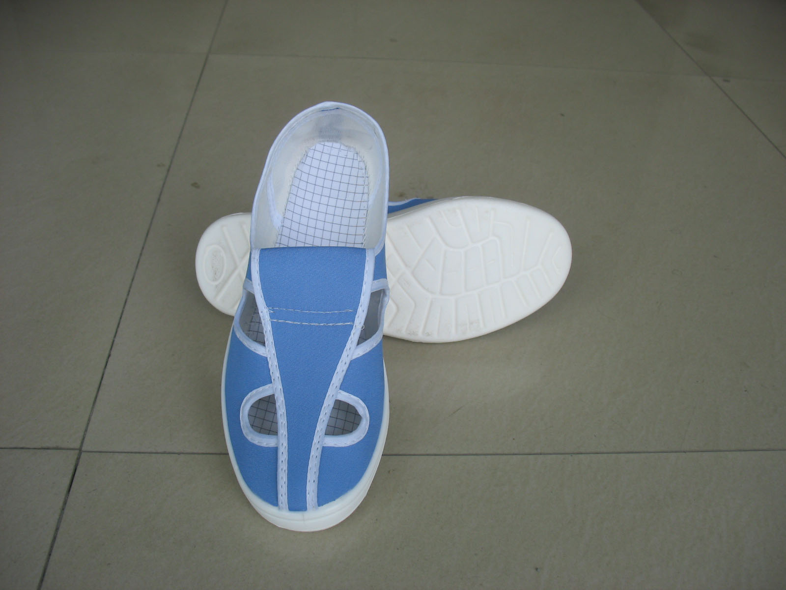 Why are anti-static shoes needed?